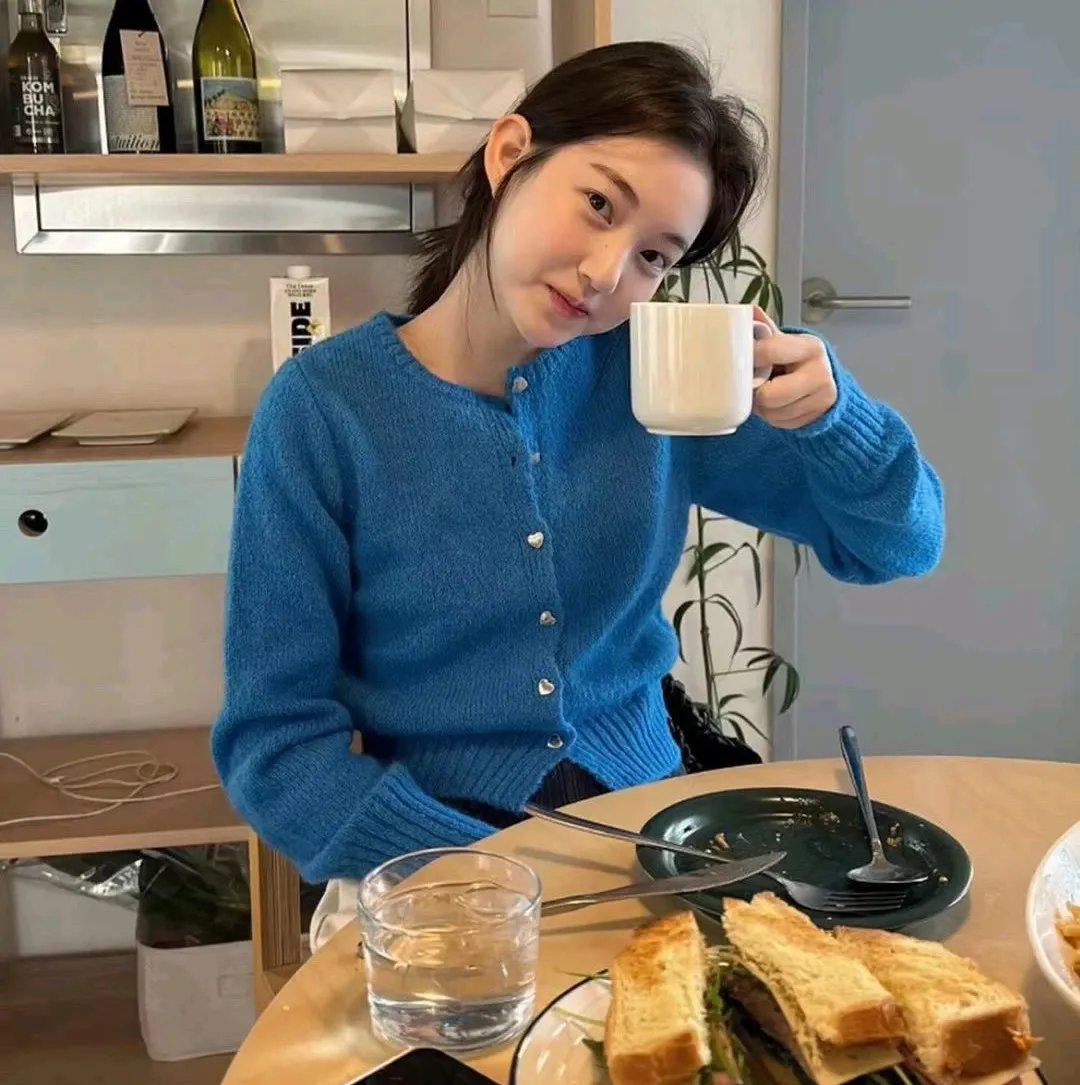 离婚后，陆总舔狗上身帮我提鞋